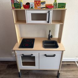 Kids Play Kitchen 