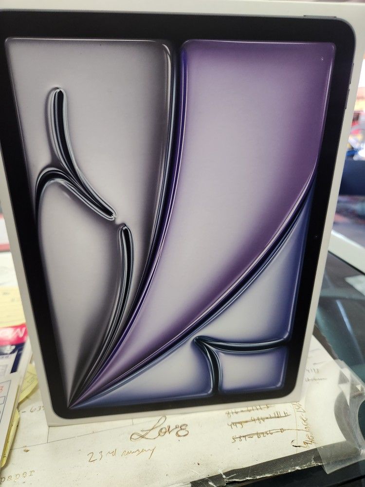 Apple Ipad Air 11". 128gb. New Sealed