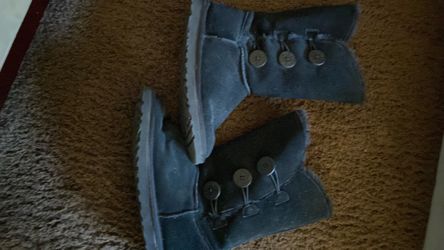 UGGS Black: 8