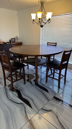 Convertible Solid Wood Dining Table Set – Circle to Square – 4 Chairs