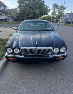 1998 Jaguar Vanden Plas