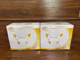 Pokémon 30th Anniversary Celebration Elite Trainer Box