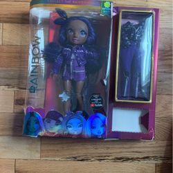 New Rainbow high doll and extra outfit