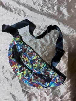 NEW Marvel Comics Cross Body Around Waist Fanny Hip Pack Adjustable NWT SpiderMa