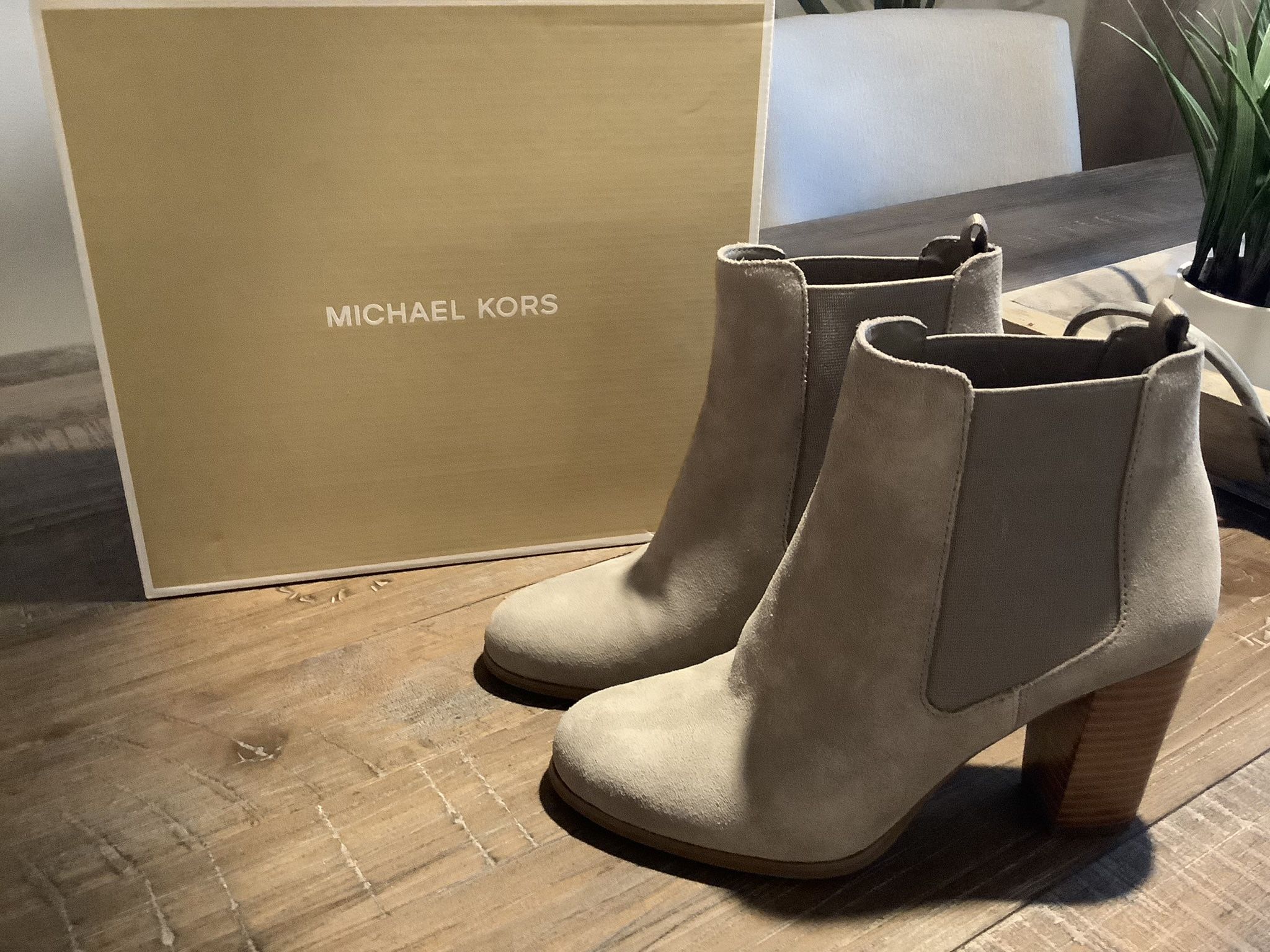Michael Kors Bootie Size 6 - NEW NEVER WORN