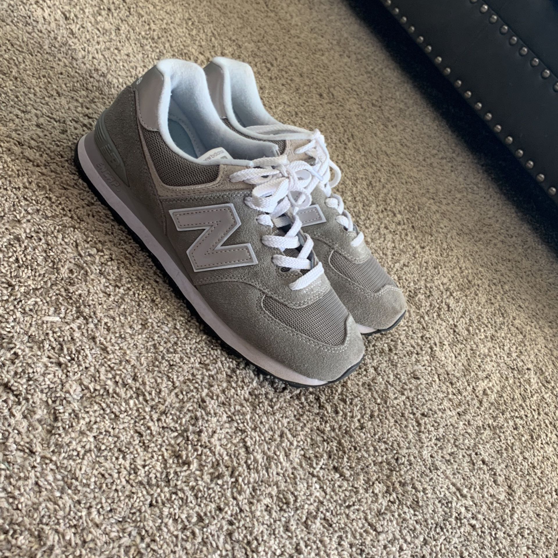 New Balance Men 574 Core Grey With White ML574EVG for Sale in Shawnee ...