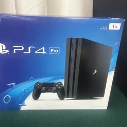 PS4 Pro Pre Owned In Box 