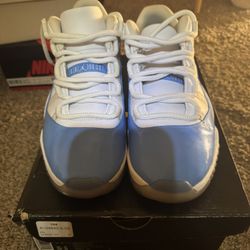 Jordan 11 Low UNC