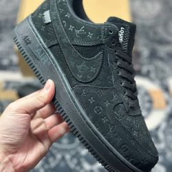 L.ouis Vuitton x Nike Air Force 1'07 LV8 Low Black LV Monogram