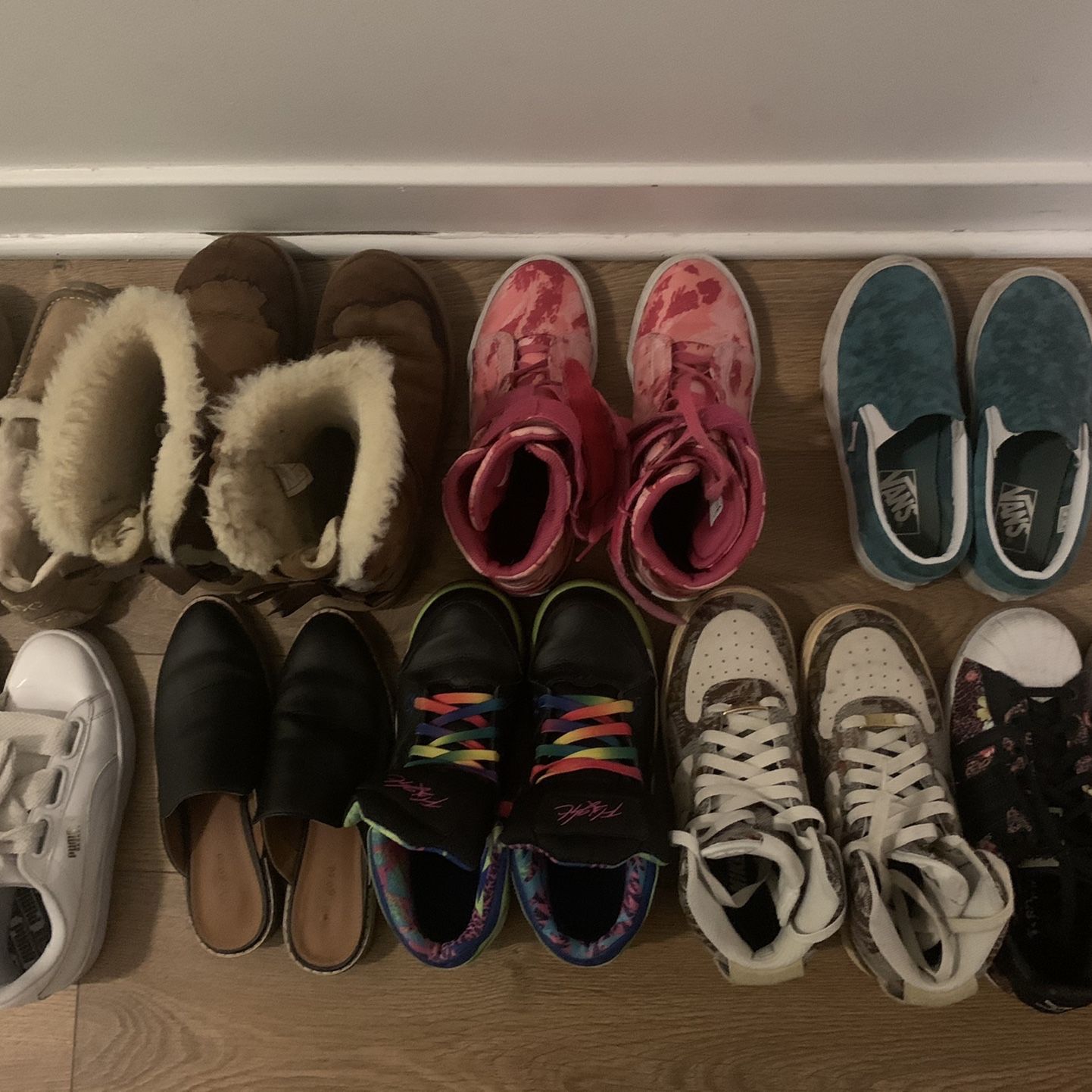 Ugg/ Nike/ Jordan/ Adidas / Puma Woman Shoes