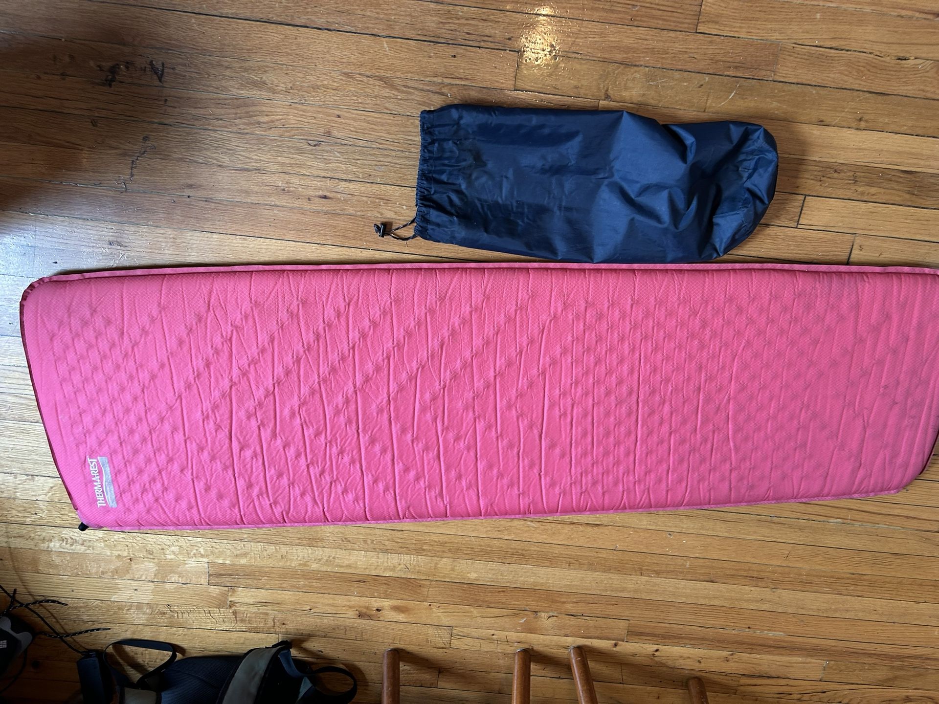2 THERMAREST SLEEPING PADS
