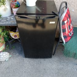 Magic  Chef Refrigerator 