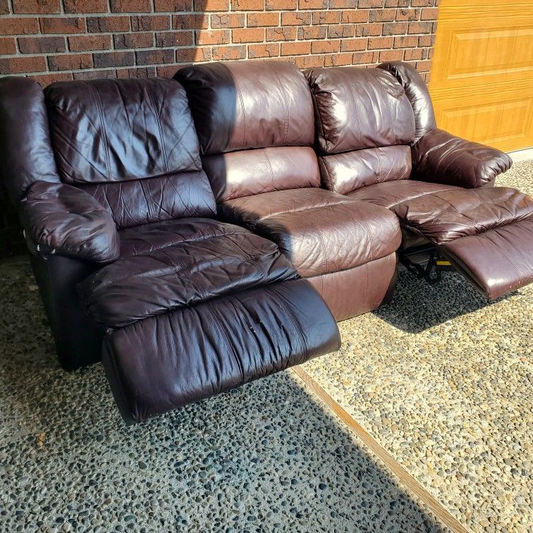 Couch FREE leather type. Silver Lake area.