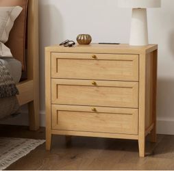 1– Farmhouse Night Stand with Charging Station, Large Bedside End Table with 3 Storage Drawers, Modern Nightstands for Sofa, Bedroom