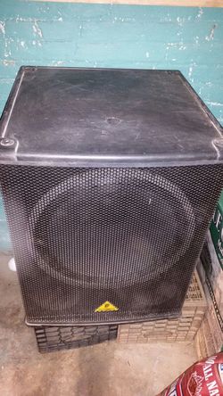 Beringer passive eurolive professional B1800x pro