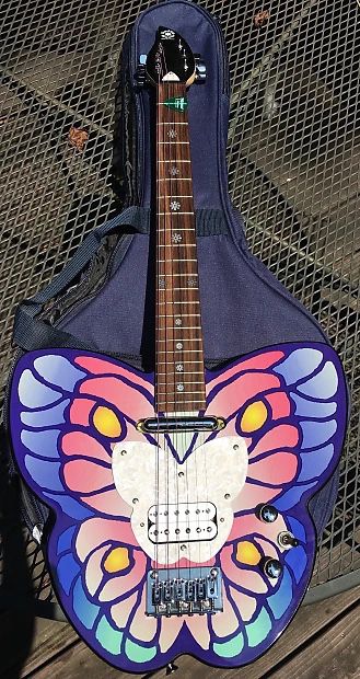 Daisy Rock Butterfly Electric Guitar - Short Scale Guitar - with gig bag