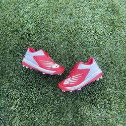 New Balance Baseball Cleats