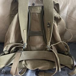 1943 WWII US Army Military Hinson Backpack w/Metal Frame