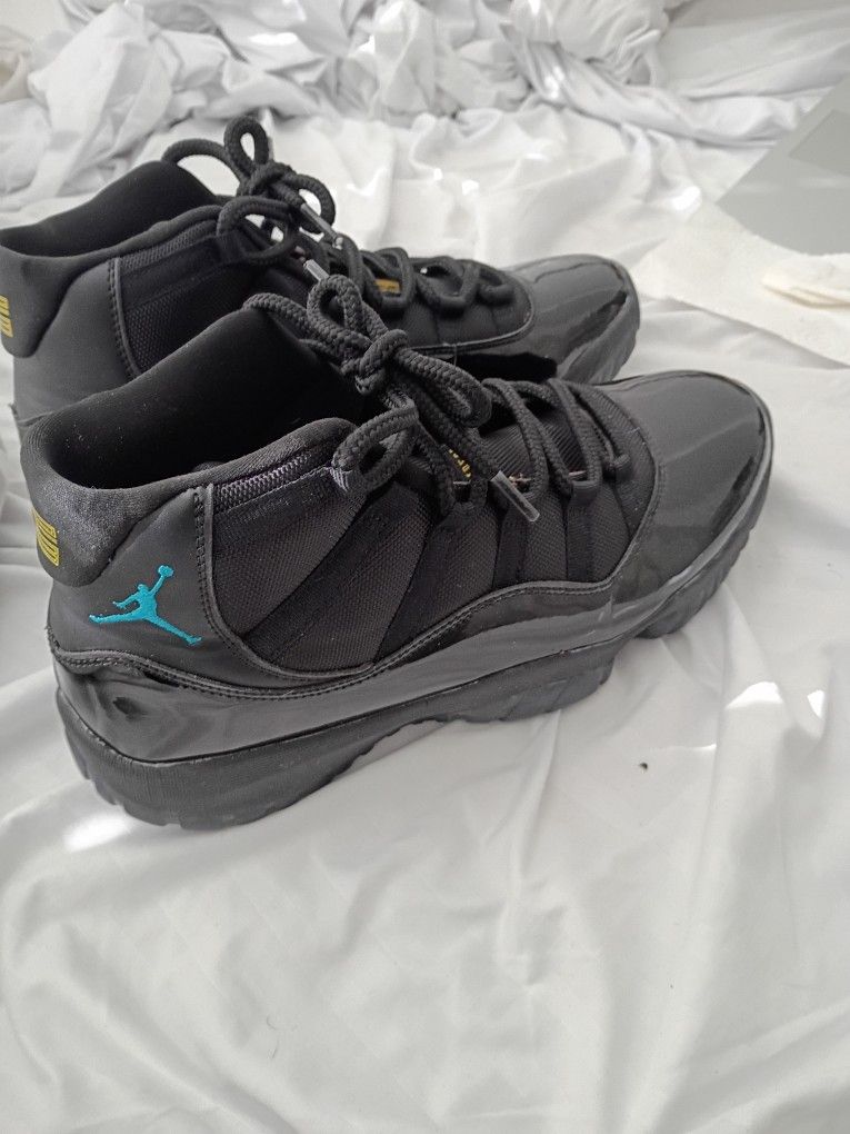 JORDAN 11S GAMMA BLUES RETRO (SIZE 12)