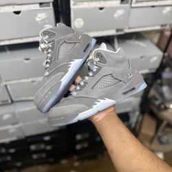 Jordan 5 Wolf Grey Kids Sizing 5Y,6Y,6.5Y,7Y