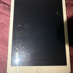 iPad 5 Generation- Lightly Cracked Screen