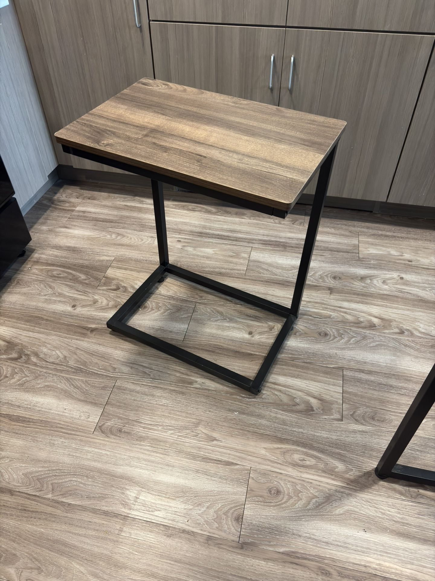 End Table/Night Stand