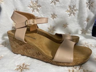 DREAM PAIRS SIZE 9.5 WOMENS