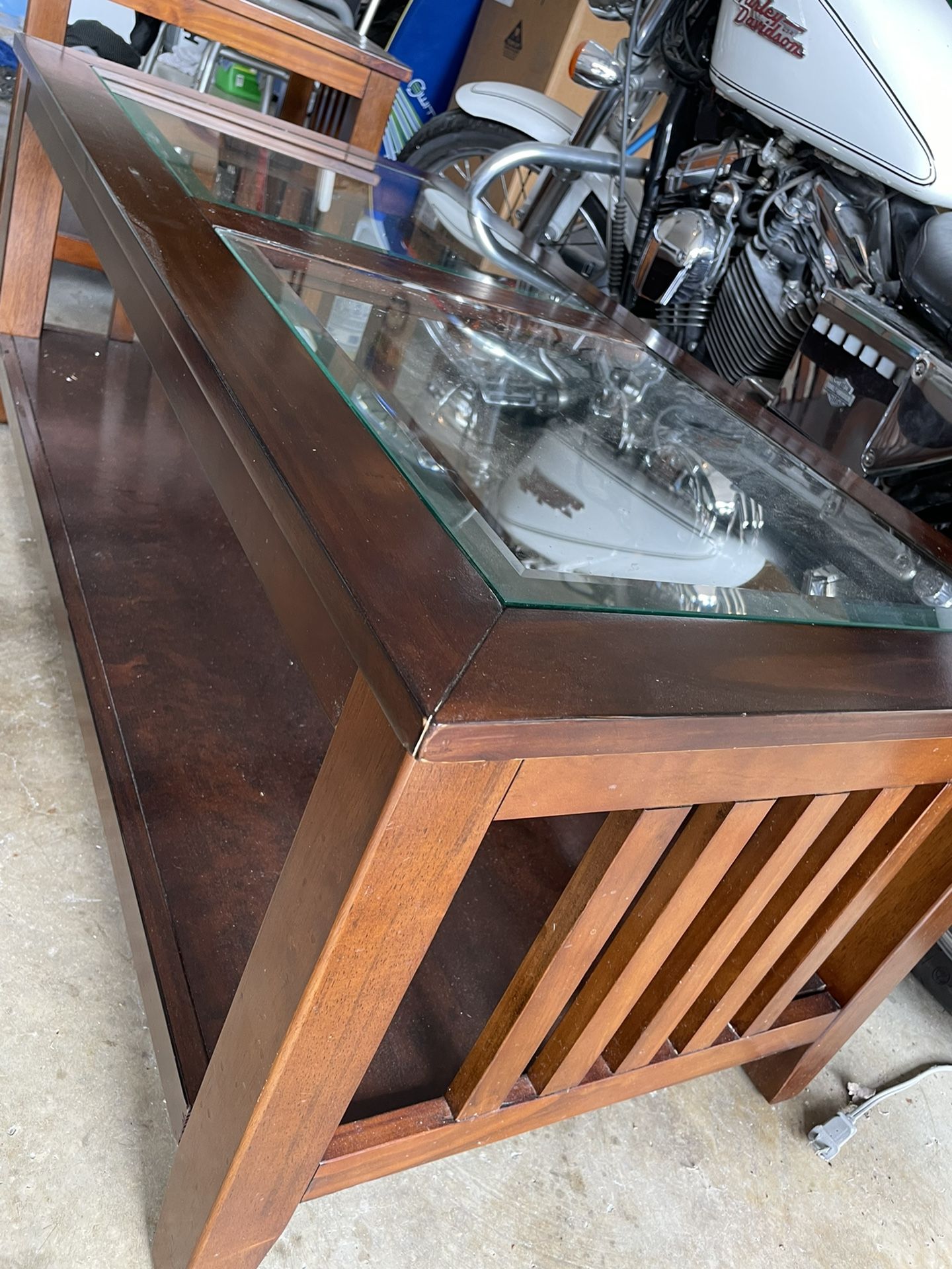 Livingroom Table