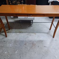Vintage Entryway/Sofa Table Made I'm USA 