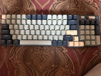 Royal Kludge RK96 Keyboard