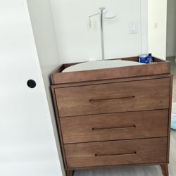 Delta Children Spencer 3 Drawer Dresser with Changing Topper