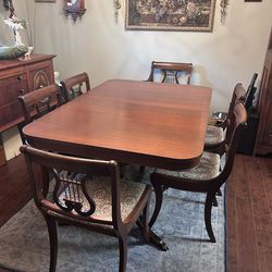 Mahogany Dining room Table w/walnut chairs