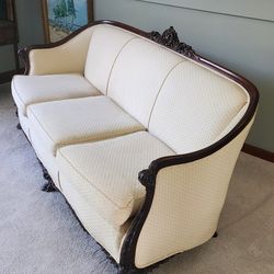 1919 Sofa & Occasion Chair