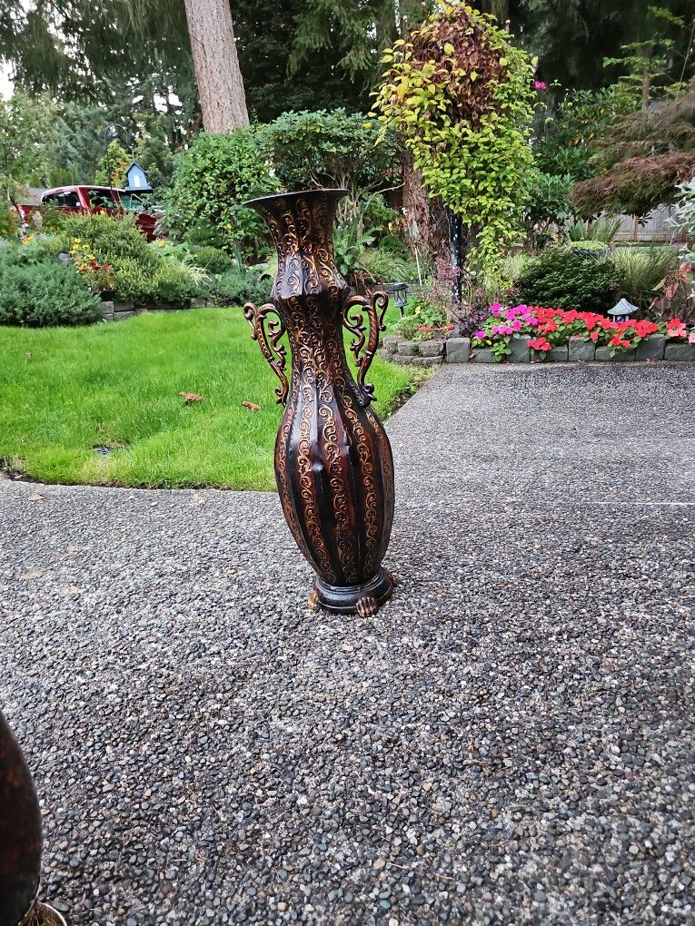 Metal Decor Vase