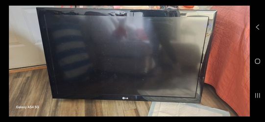 LG Flat Screen TV