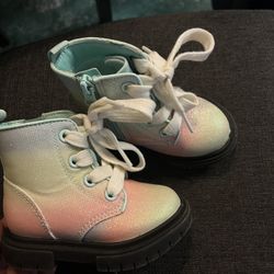 Toddler Girl Size 5 Rainbow Boots