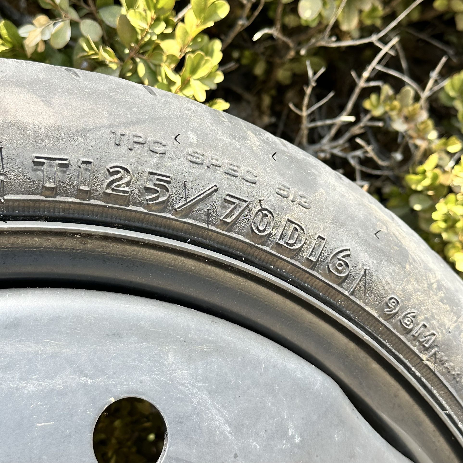 98-05 CADILLAC SEVILLE DEVILLE 5x115 DONUT SPARE TIRE WHEEL RIM