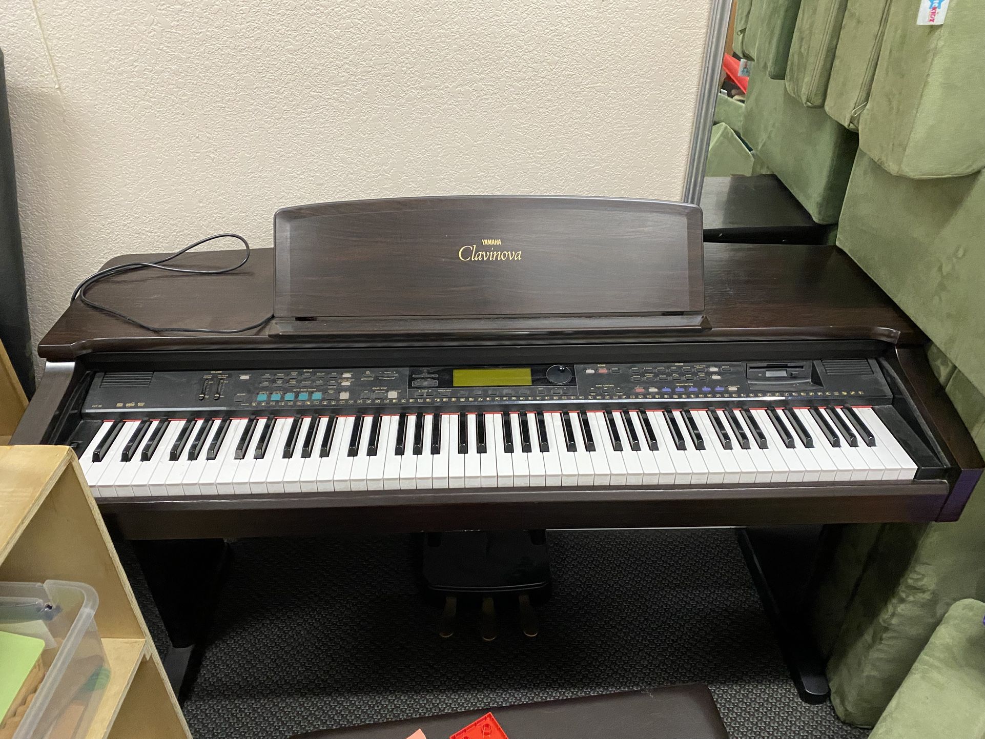 1995 Yamaha Clavinova CVP 69