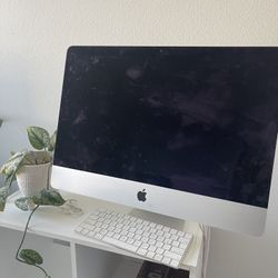 MAC DESKTOP FOR SALE