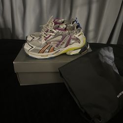 Balenciaga runner Size 12