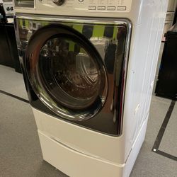 29” Kenmore Elite Front Load Washer With Pedestal