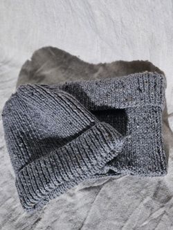 Handmade Christmas Winter Set Hats Neck Warmer for Adults Women/Men | Matching Family Beanies for Dad and Son, Mom and Daughter