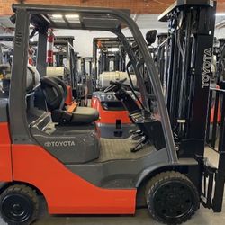 2020 Toyota 8FGCU25 Forklift 