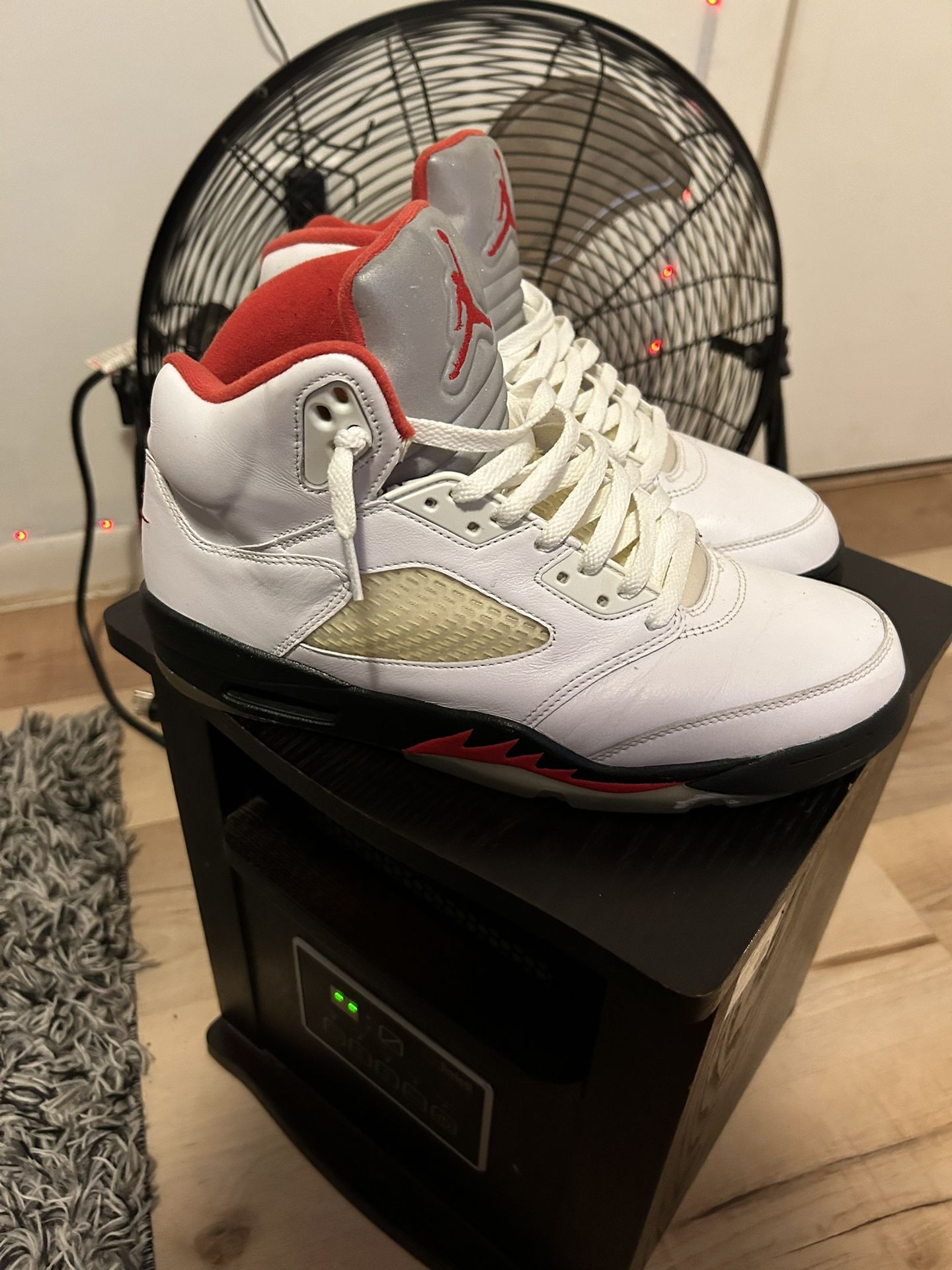 jordan 5 fire red