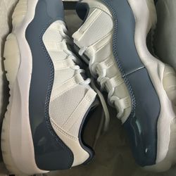 Jordan 11s 