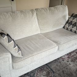 Couch - Great Condition 
