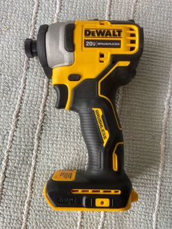 DeWalt Atomic Series impact drill