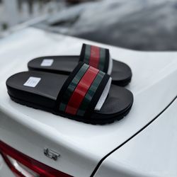 Men’s Gucci slides 