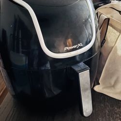 Air fryer 