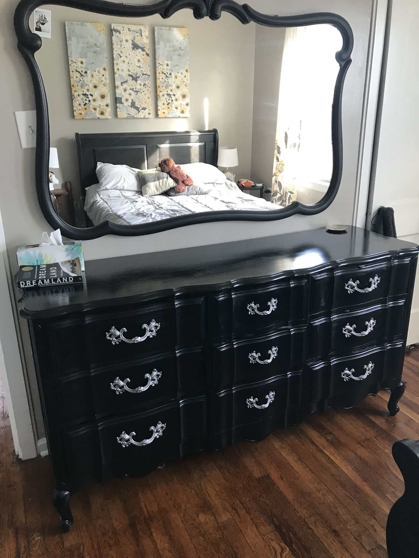 Bed room set: Antique dressers & mirror (refurbished). IKEA (hasselvika)